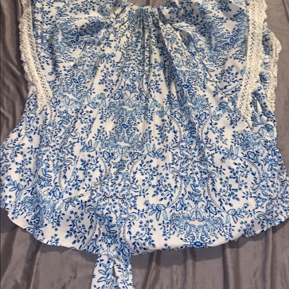 Victoria’s Secret size small top - Picture 4 of 6